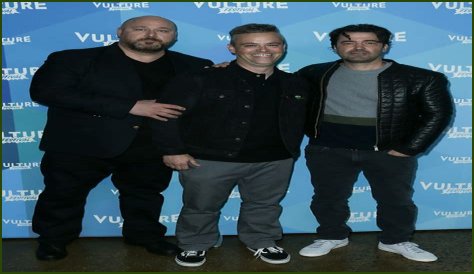 How tall is Will Sasso